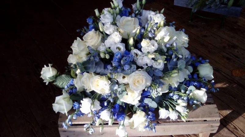 Biedermeier Blauw/Wit