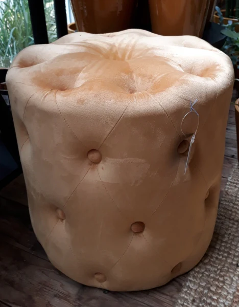 Poef “Chesterfield”