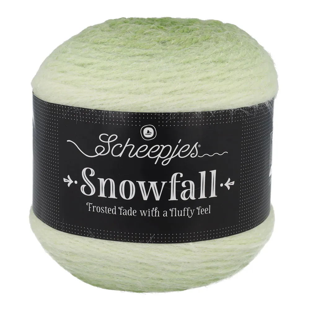 Snowfall Snowey Spruce (11)