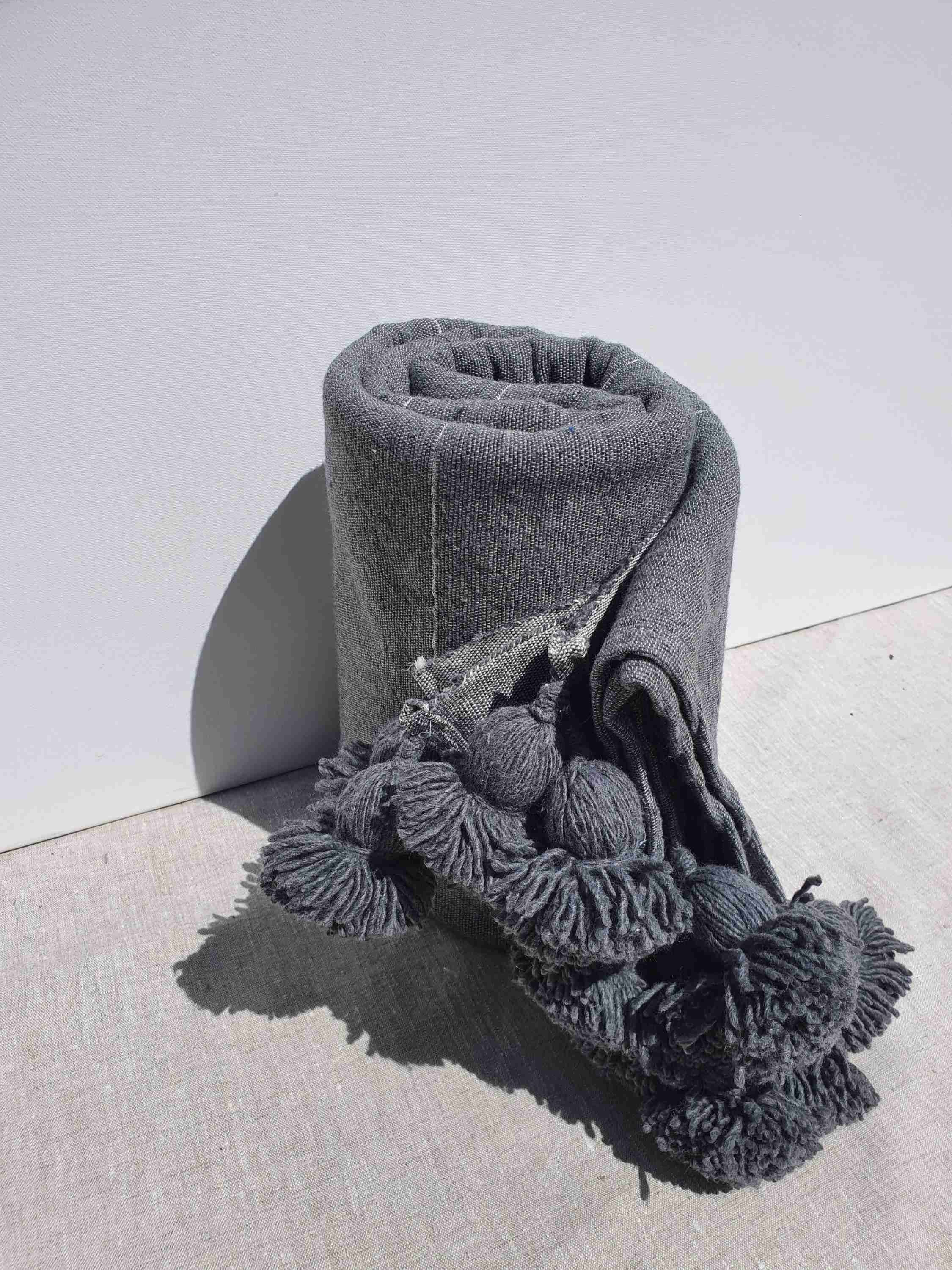 Pompom deken grijs -xl-