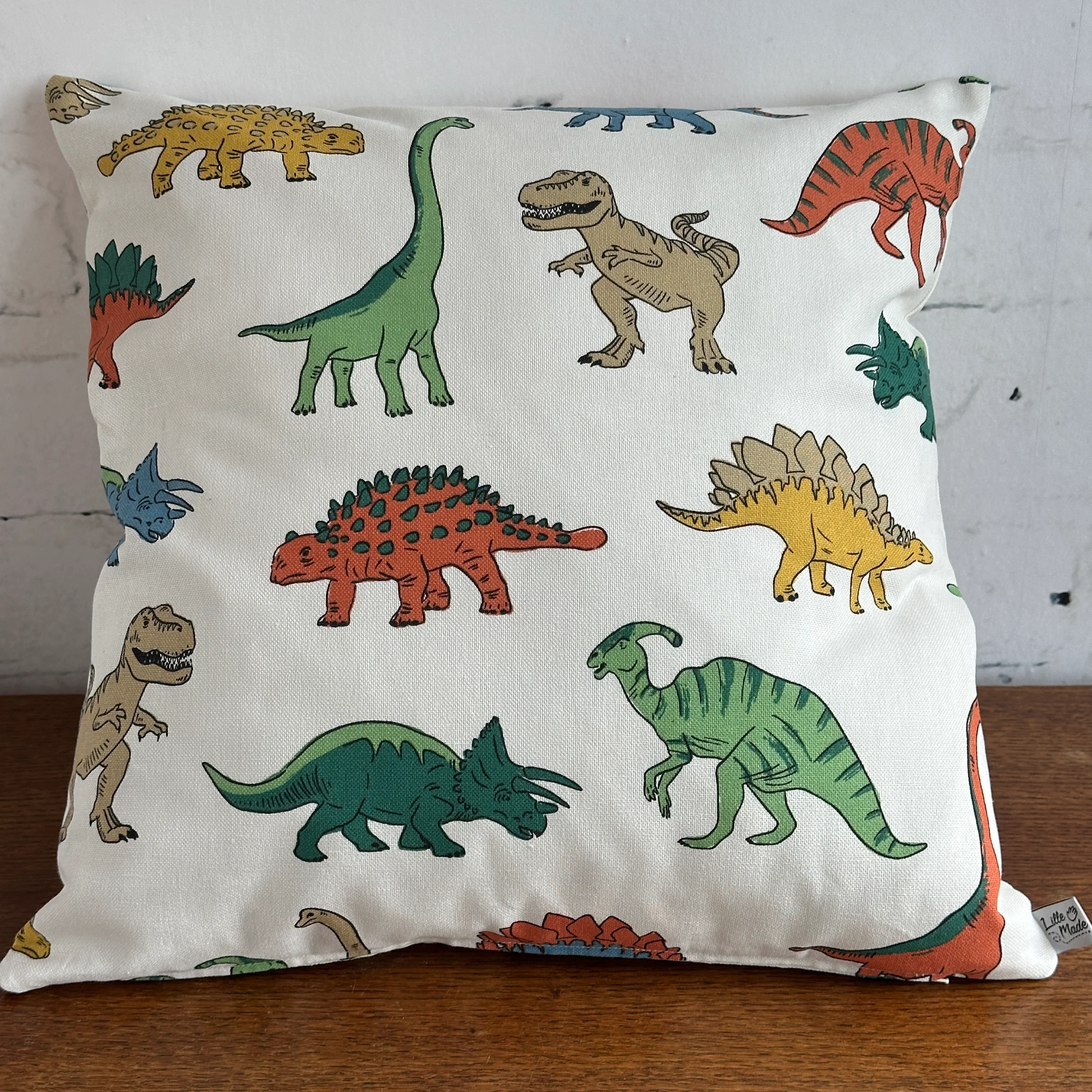 KUSSEN DINO AVONTUUR