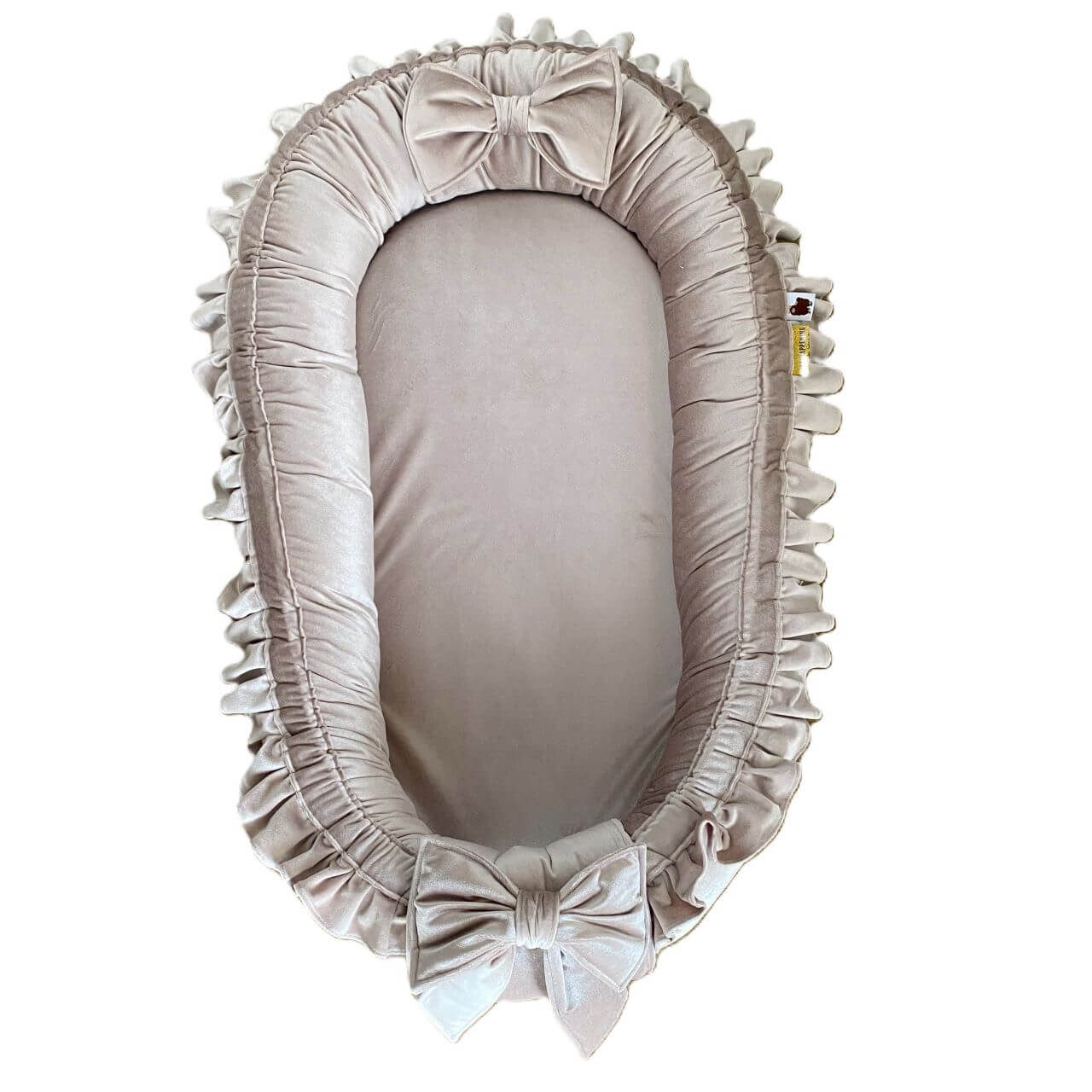 Babynestje Velvet Ruffle – strikken – strik – zand – ruche – beige – champagne