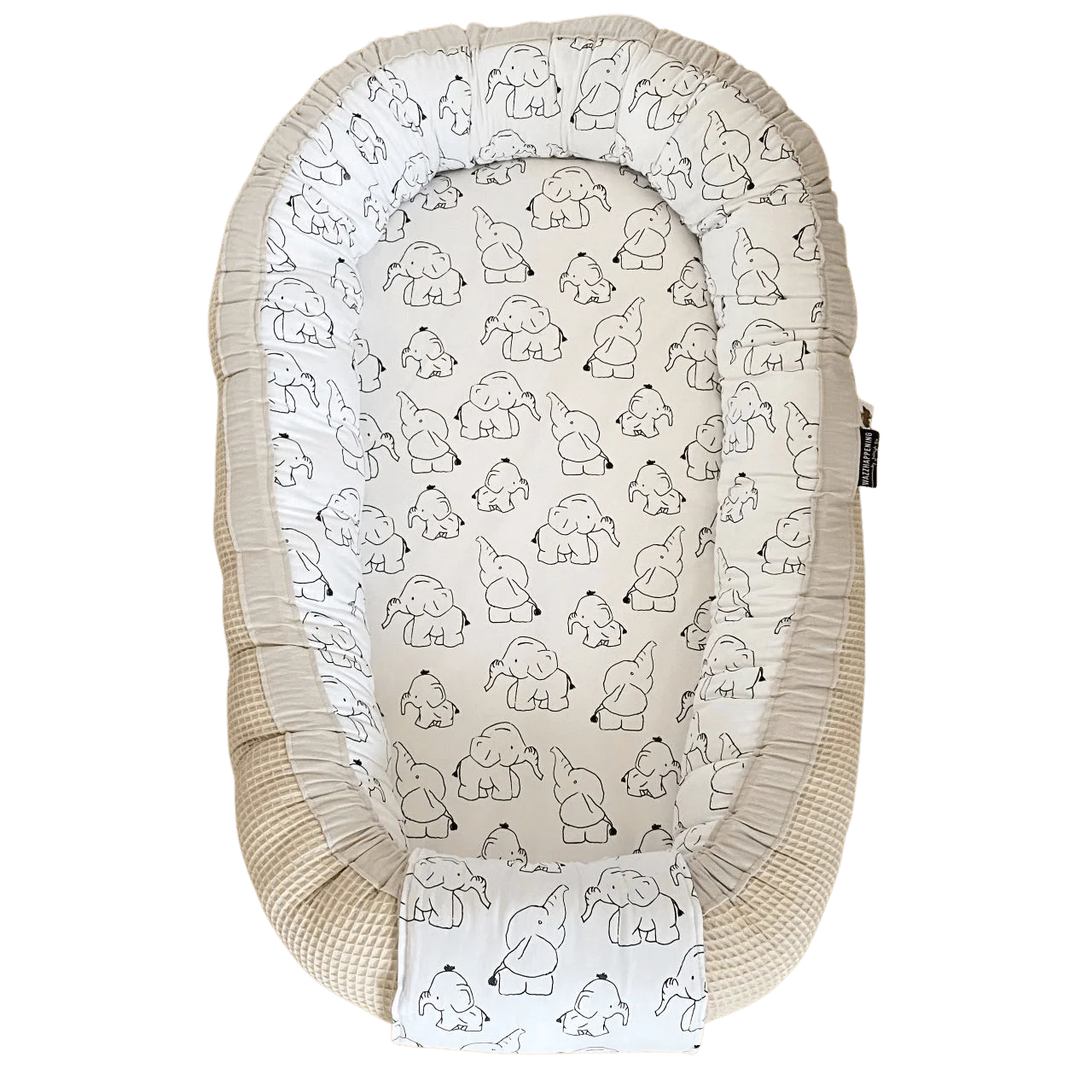 Babynestje Dombo olifantje zwartwit zand wafel monochroom neutraal