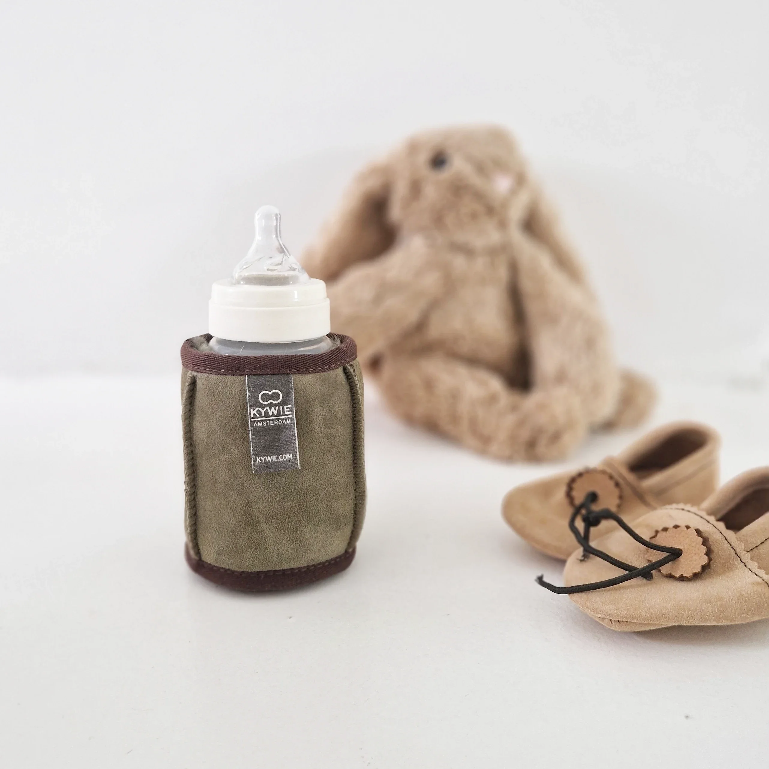KYWIE Koozie Khaki Suede